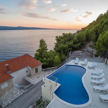 Amore Apartmani צלינה