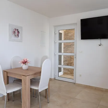 דירה Amore Apartmani צלינה