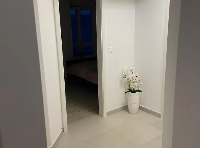 Amore Apartmani Lägenhet *