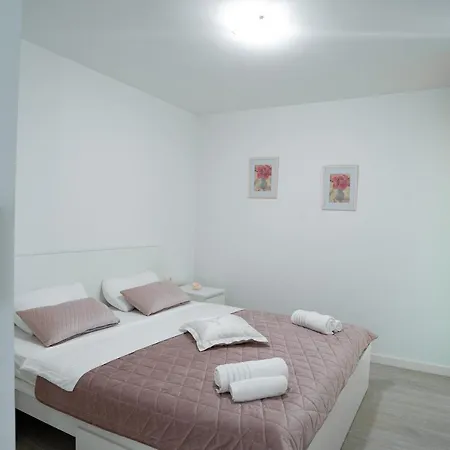 Apartamento Apatmani Celina