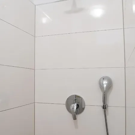 Amore Apartmani 셀리나