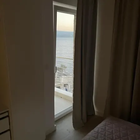 Apatmani Apartamento
